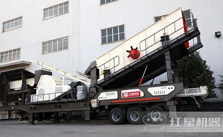 車載流動(dòng)錘式破碎機(jī)多少錢？產(chǎn)量多高？